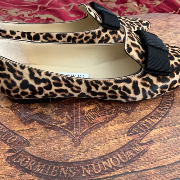 JIMMY CHOO, animal print, ballerina flats, size 6, with back gold logo - Picture 5 of 5